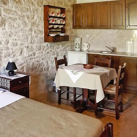 Apartamento Homes Mayoralas, Periana Bali (Crete)