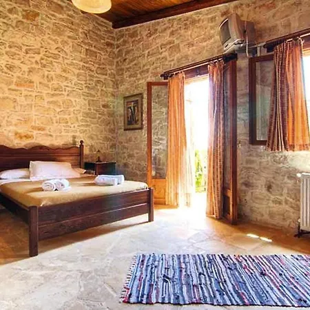 Homes Mayoralas, Periana * Bali (Crete)