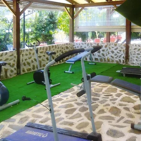 Homes Mayoralas, Periana Apartamento Bali (Crete)