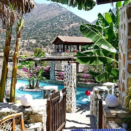 Homes Mayoralas, Periana